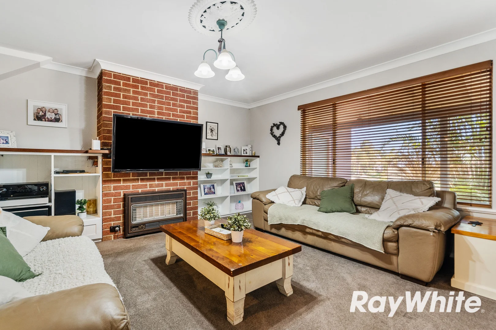 Additional image 5 of 2 Nutans Court, Halls Head WA 6210