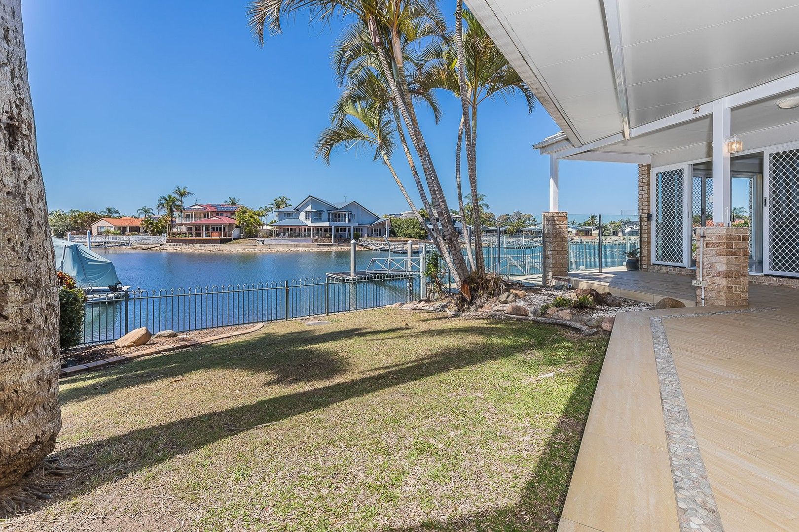 4 bedrooms House in 6 Eagle Court NEWPORT QLD, 4020