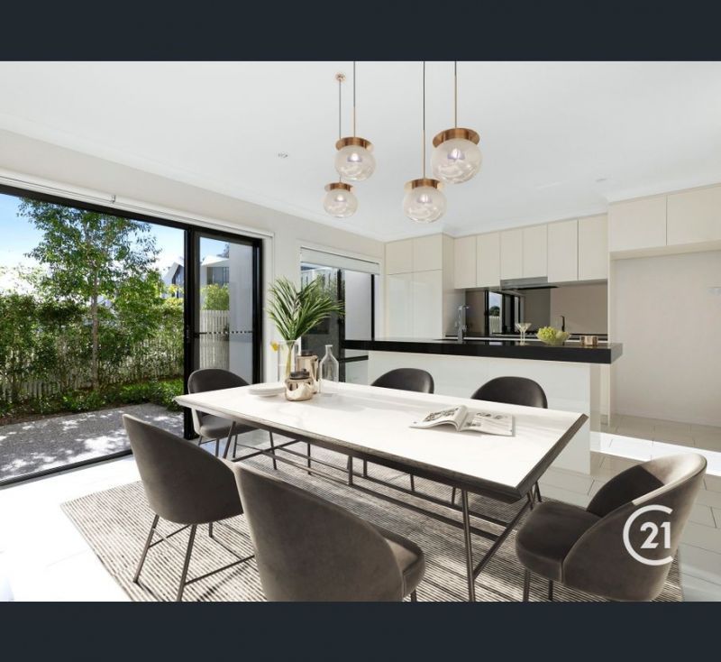 3 bedrooms Townhouse in 26 Curlew Way PEREGIAN SPRINGS QLD, 4573