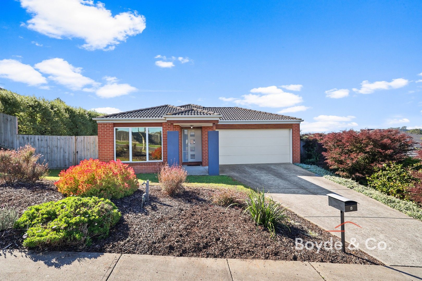 8 Sunline Street, Drouin VIC 3818, Image 0