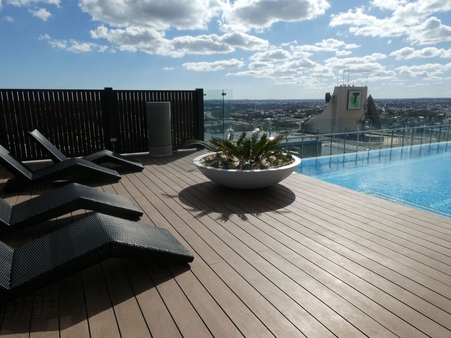 1 bedrooms Apartment / Unit / Flat in 816/380 Murray St PERTH WA, 6000