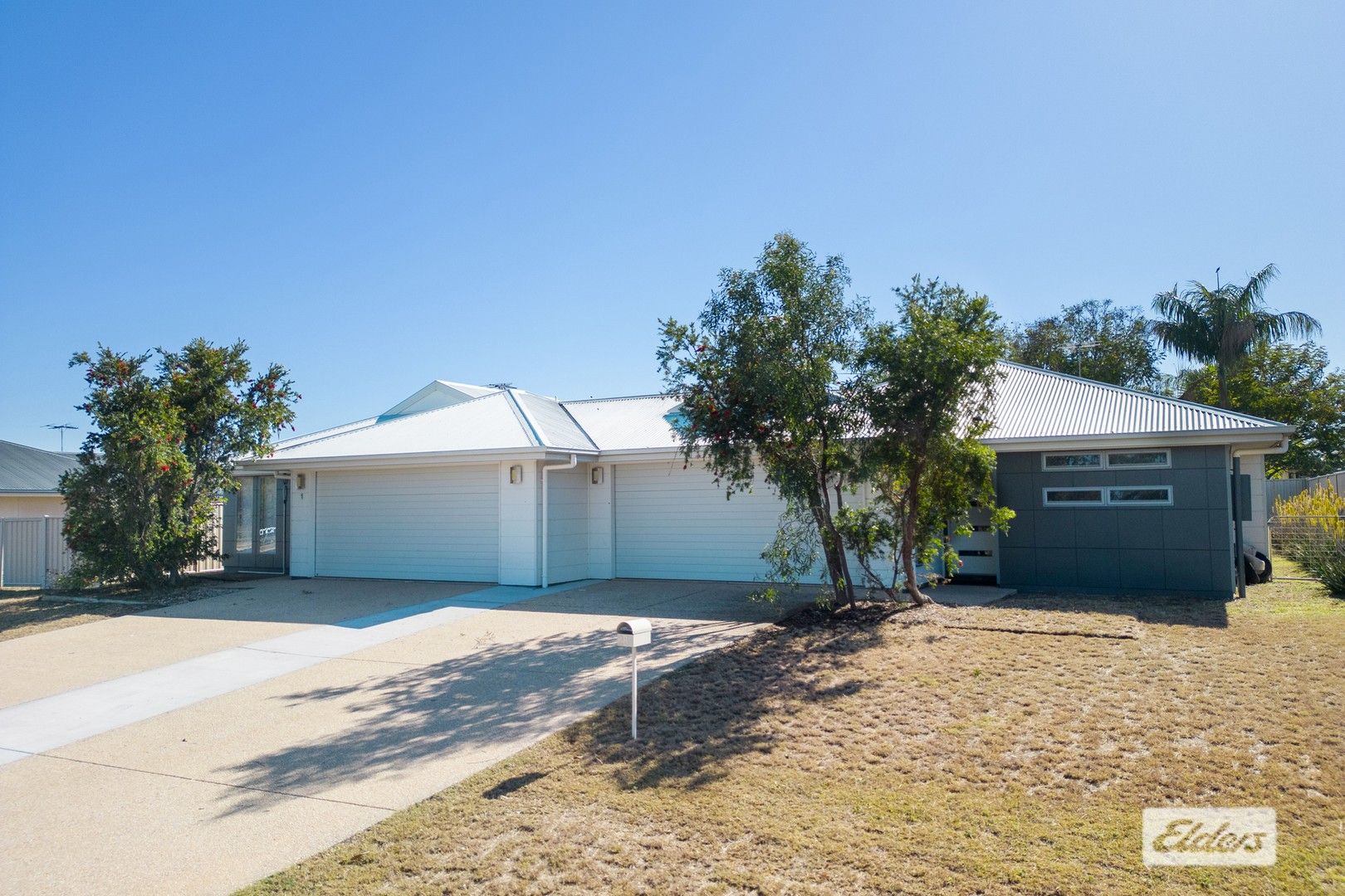 1-2/28 Lakeside Drive, Emerald QLD 4720, Image 0