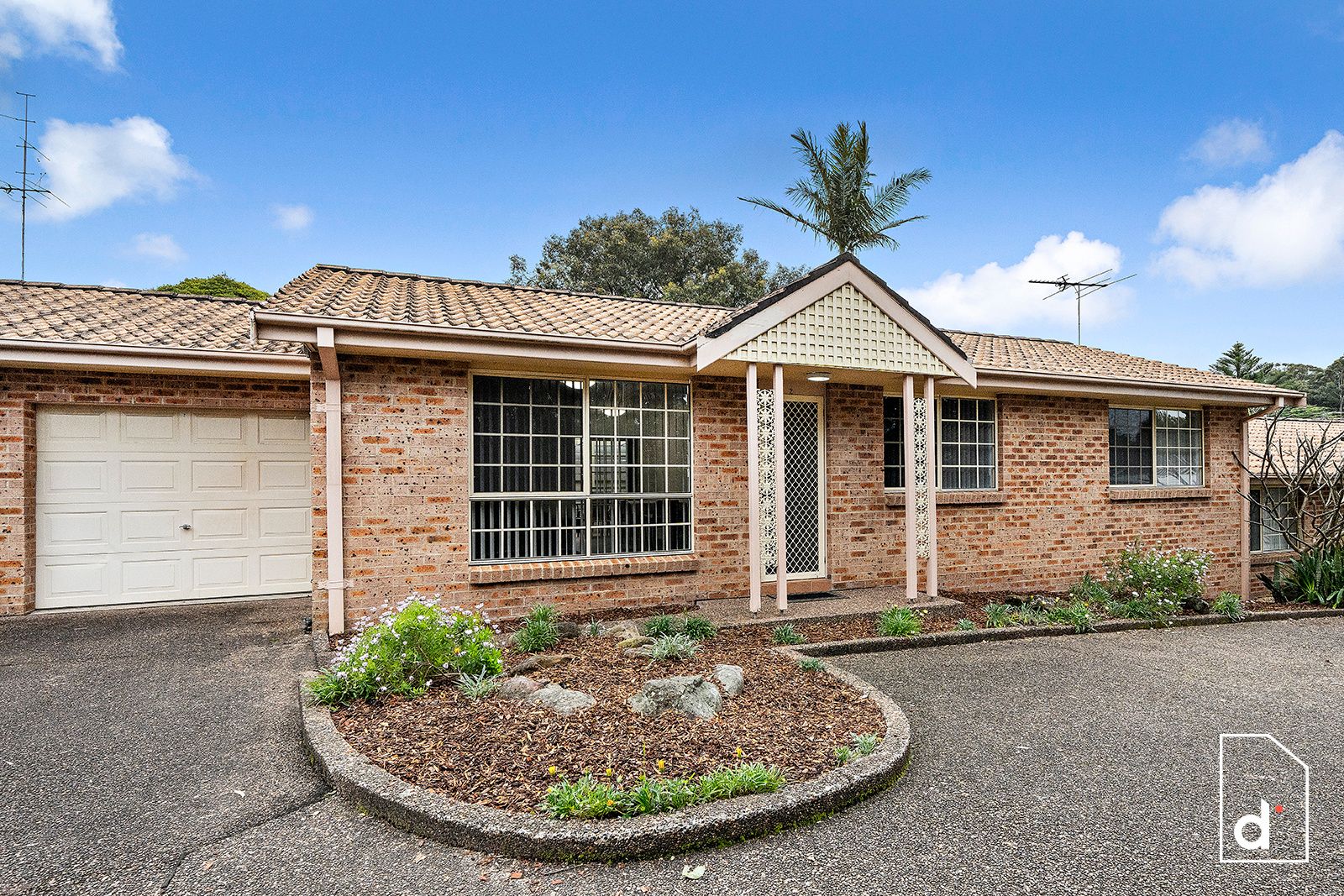 3 bedrooms Apartment / Unit / Flat in 2/14 Hospital Road BULLI NSW, 2516