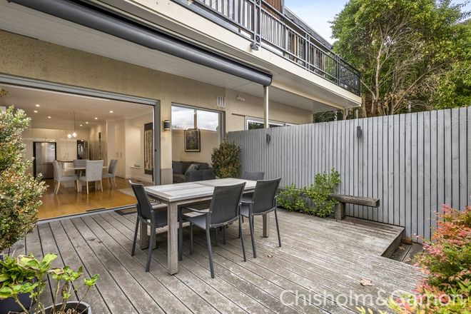 Picture of 2/38 Pine Avenue, ELWOOD VIC 3184