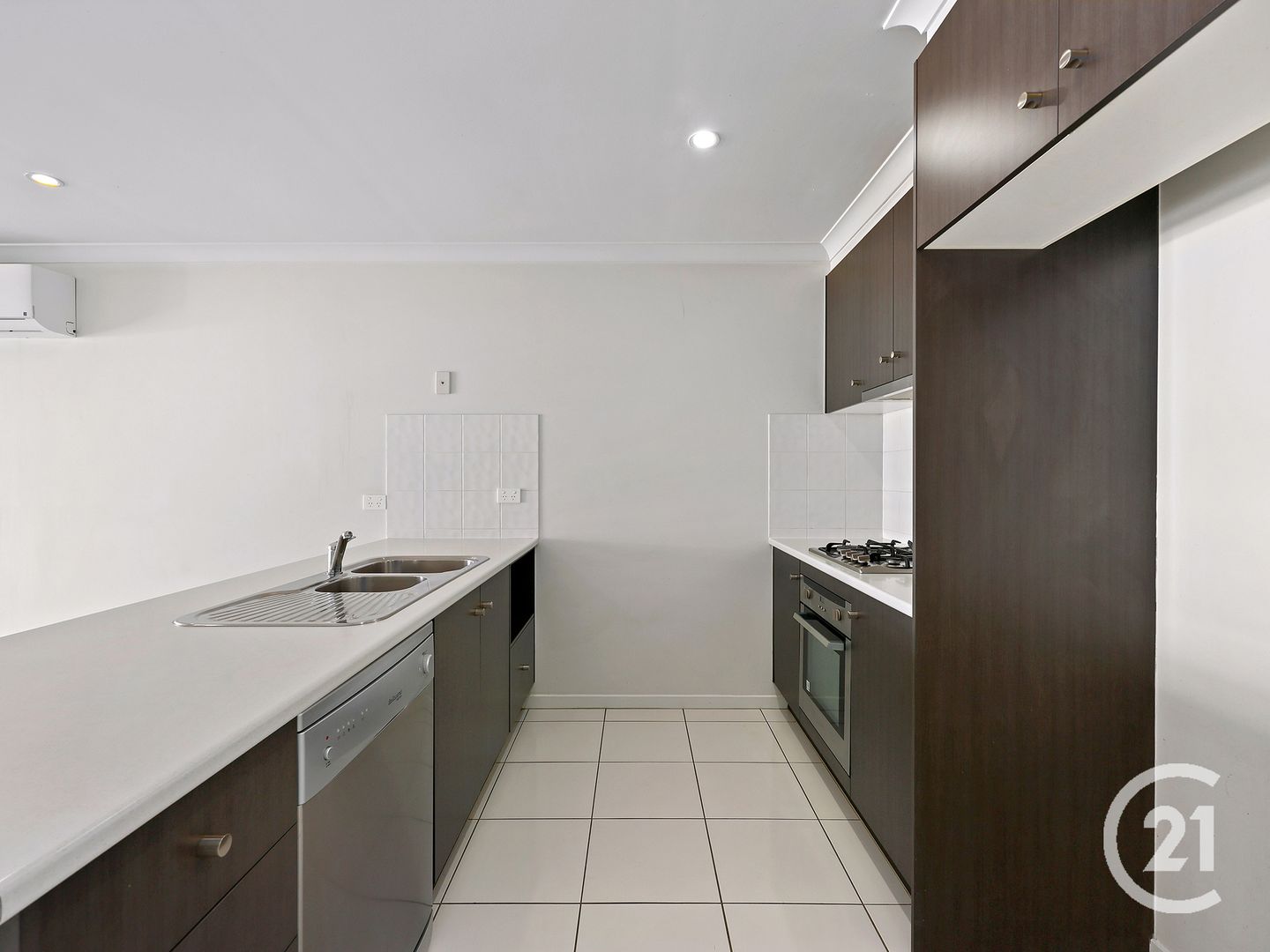 2/60 Glorious Promenade, Redbank Plains QLD 4301, Image 1