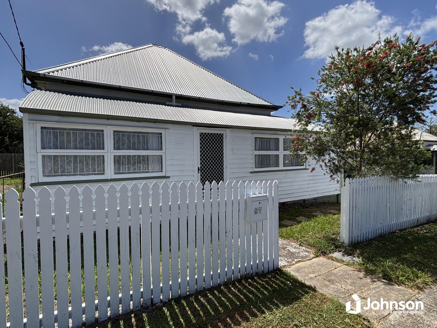 3 bedrooms House in 97 Downs Street NORTH IPSWICH QLD, 4305