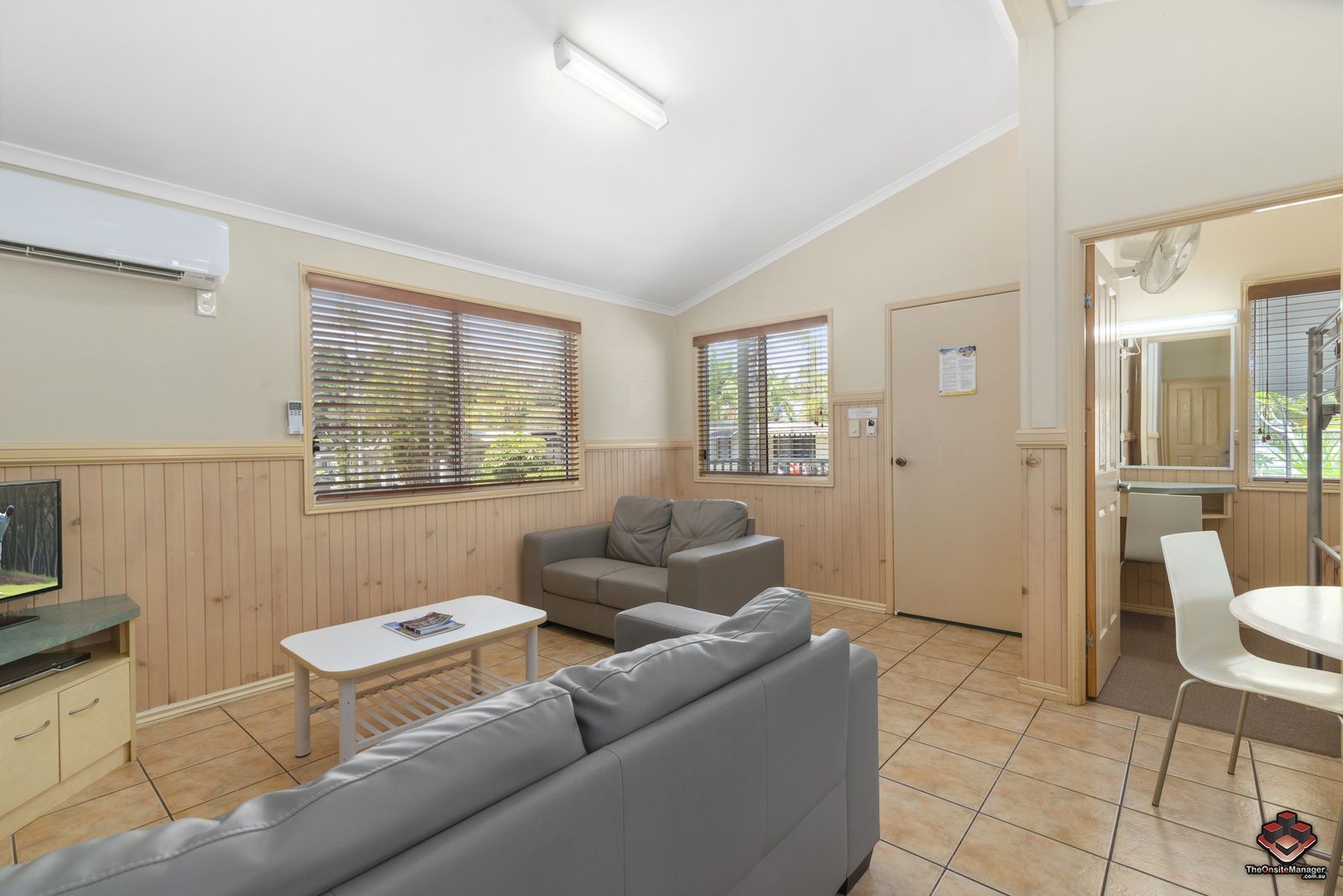 ID21067847/71 Hinde Street, Ashmore QLD 4214 Villa For Rent Domain