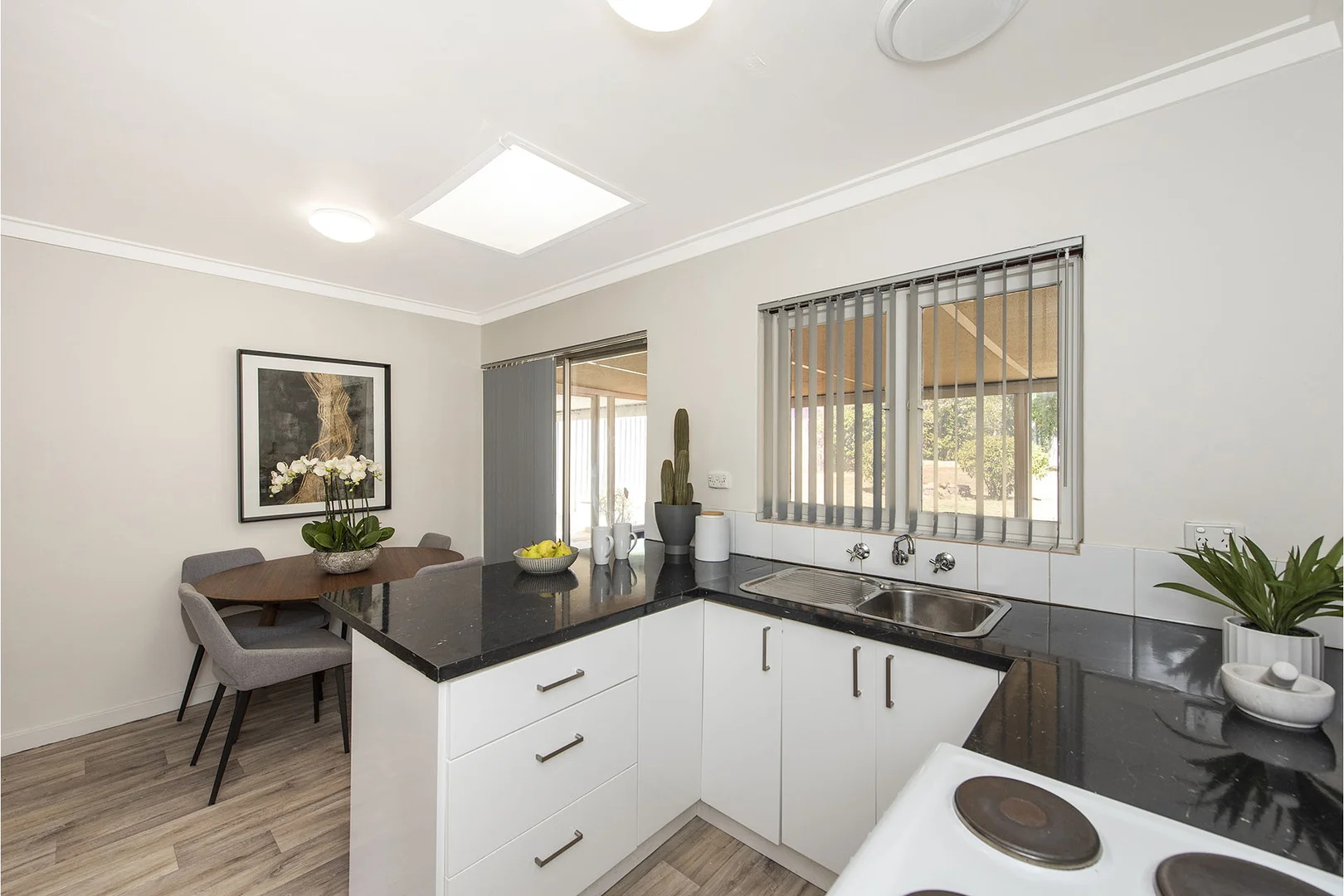 Additional image 19 of 10 Christmas Avenue, Orelia WA 6167