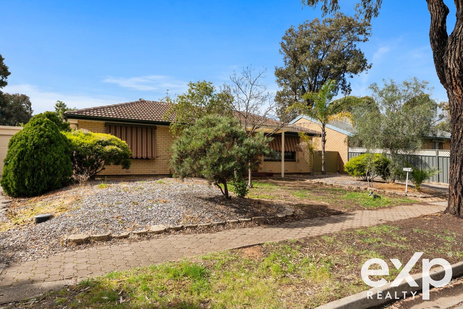 8 Canterbury Drive, Salisbury Heights SA 5109, Image 0