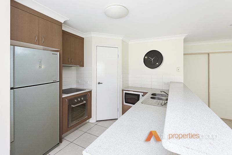 28c Spruce Street, Loganlea QLD 4131, Image 2