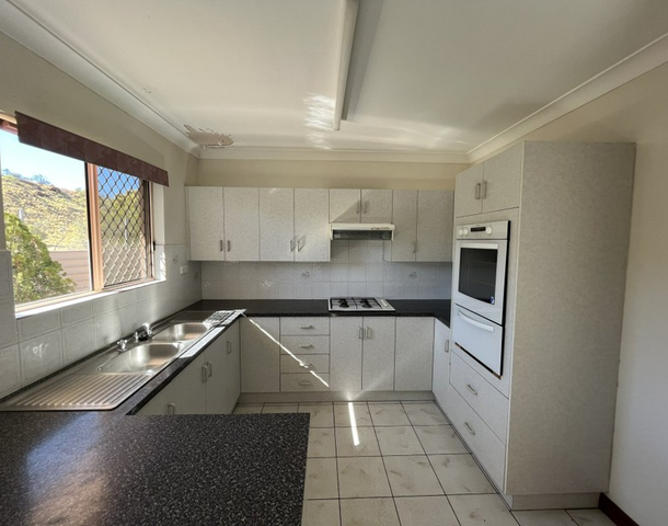 2/4 Baker Court, Larapinta NT 0875