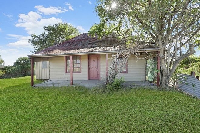 Picture of 113 Windsor Road, MCGRATHS HILL NSW 2756