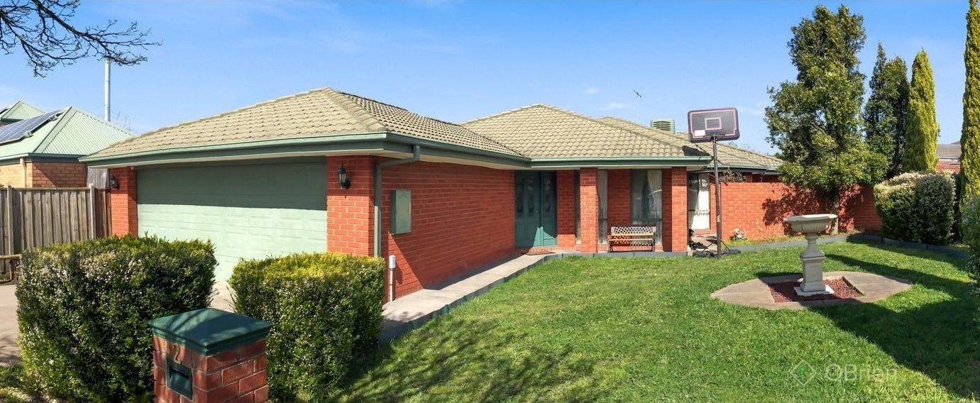 5 bedrooms House in 2 Imperia Close NARRE WARREN SOUTH VIC, 3805