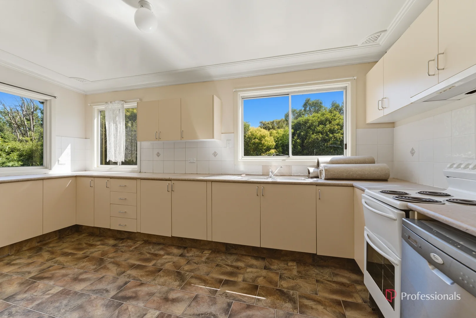 Additional image 11 of 27 Galloway Street, Armidale NSW 2350