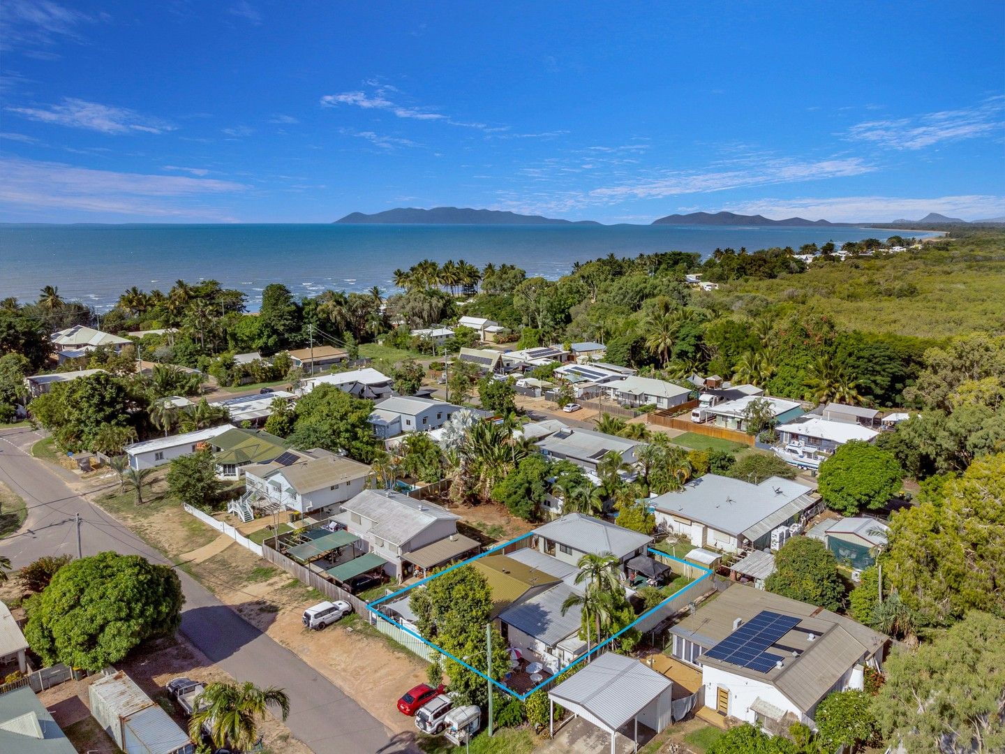 31 Lagoon Crescent, Saunders Beach QLD 4818 Domain