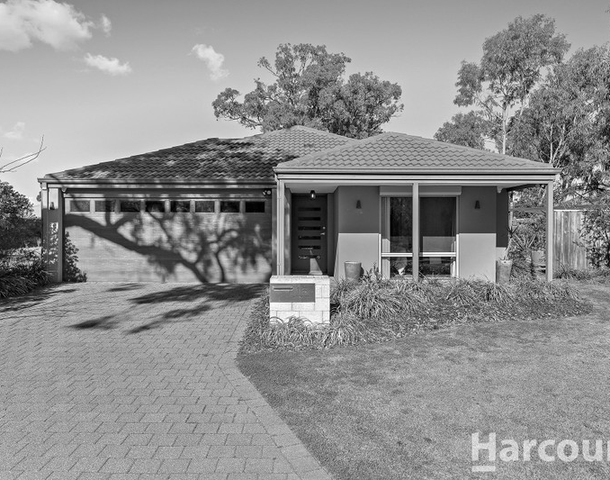 16 Songlark Ramble, Coodanup WA 6210