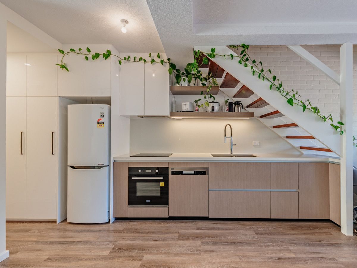 2 bedrooms Townhouse in 13/109 Broadway NEDLANDS WA, 6009