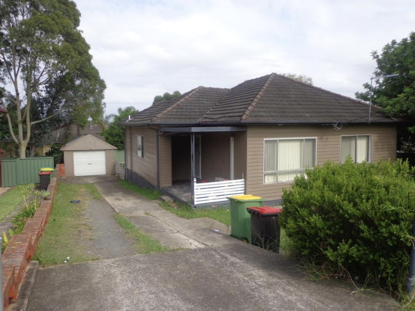 3 bedrooms House in 9 Lethbridge Street ST MARYS NSW, 2760