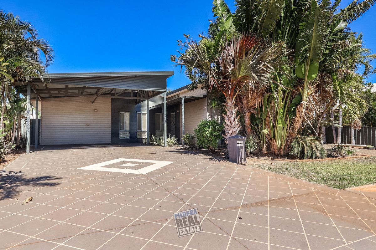 4 bedrooms House in 15 Perentie Road BAYNTON WA, 6714