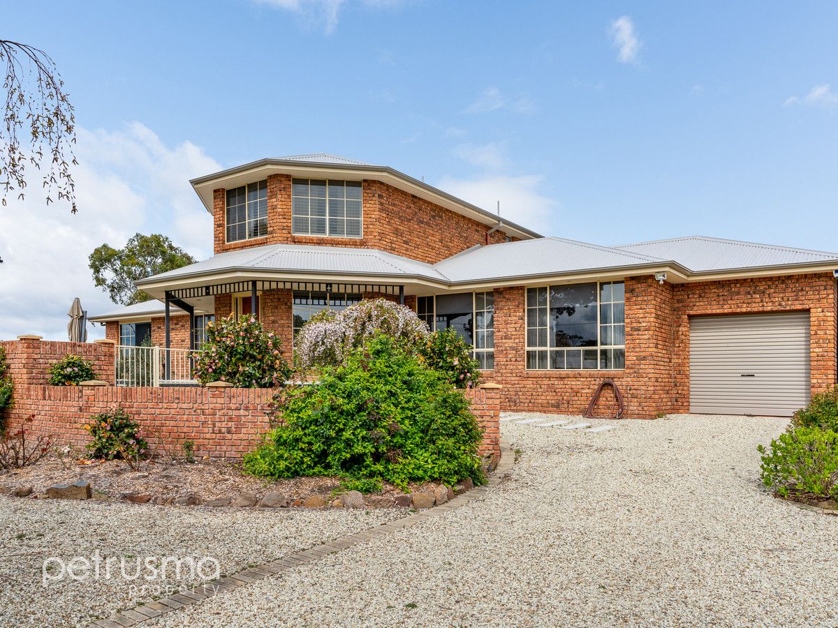 6 Cootamundra Court, Dodges Ferry TAS 7173, Image 1