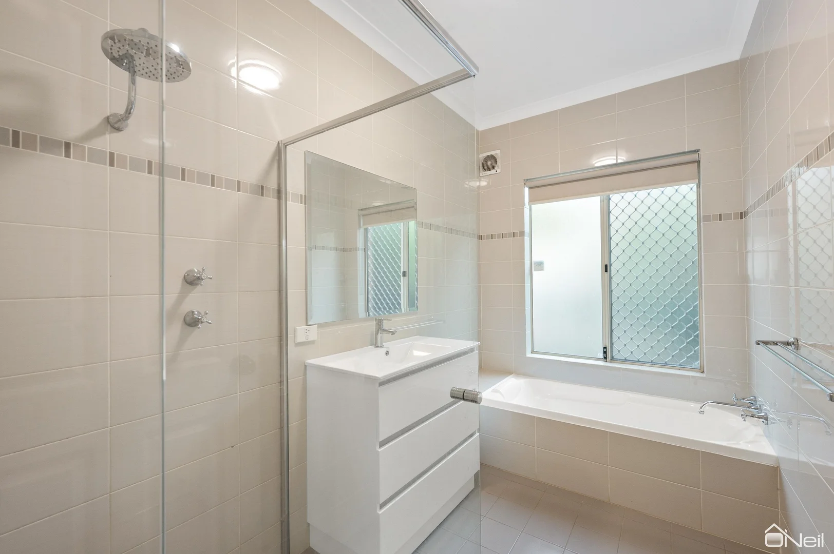 Additional image 11 of 2B Mader Crescent, Mount Nasura WA 6112