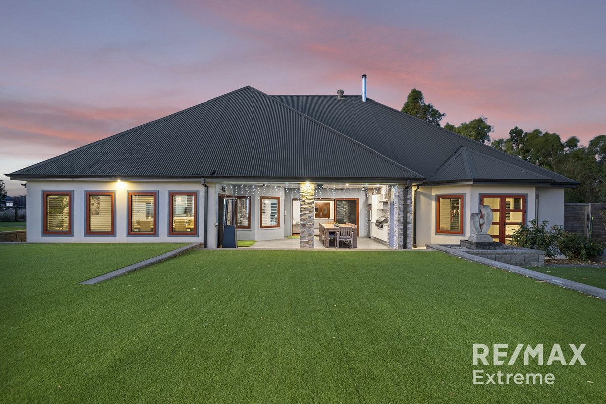 1 Benbecula Circle, Bedfordale WA 6112, Image 1