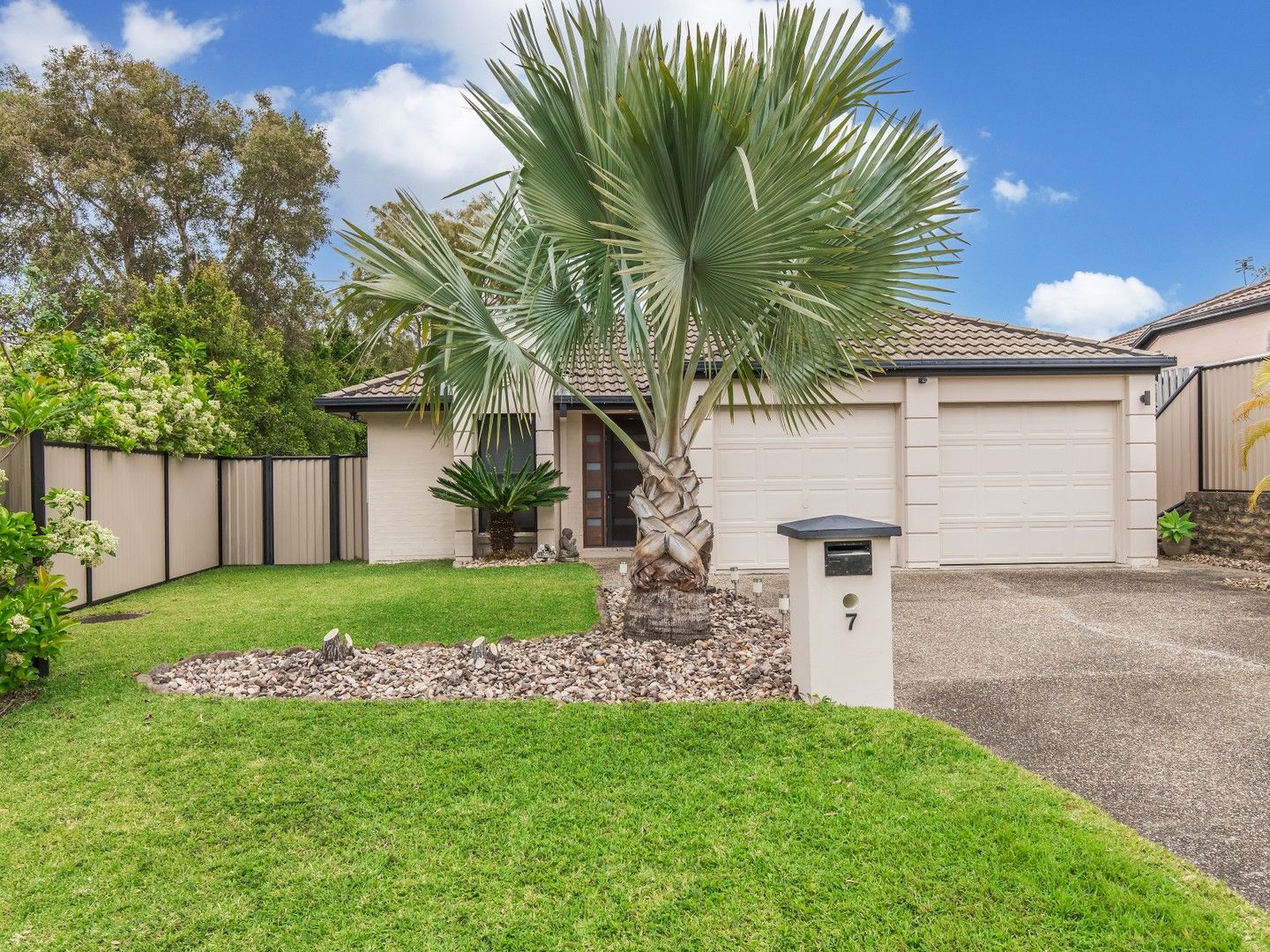 7 Rushton Court, Merrimac QLD 4226, Image 1