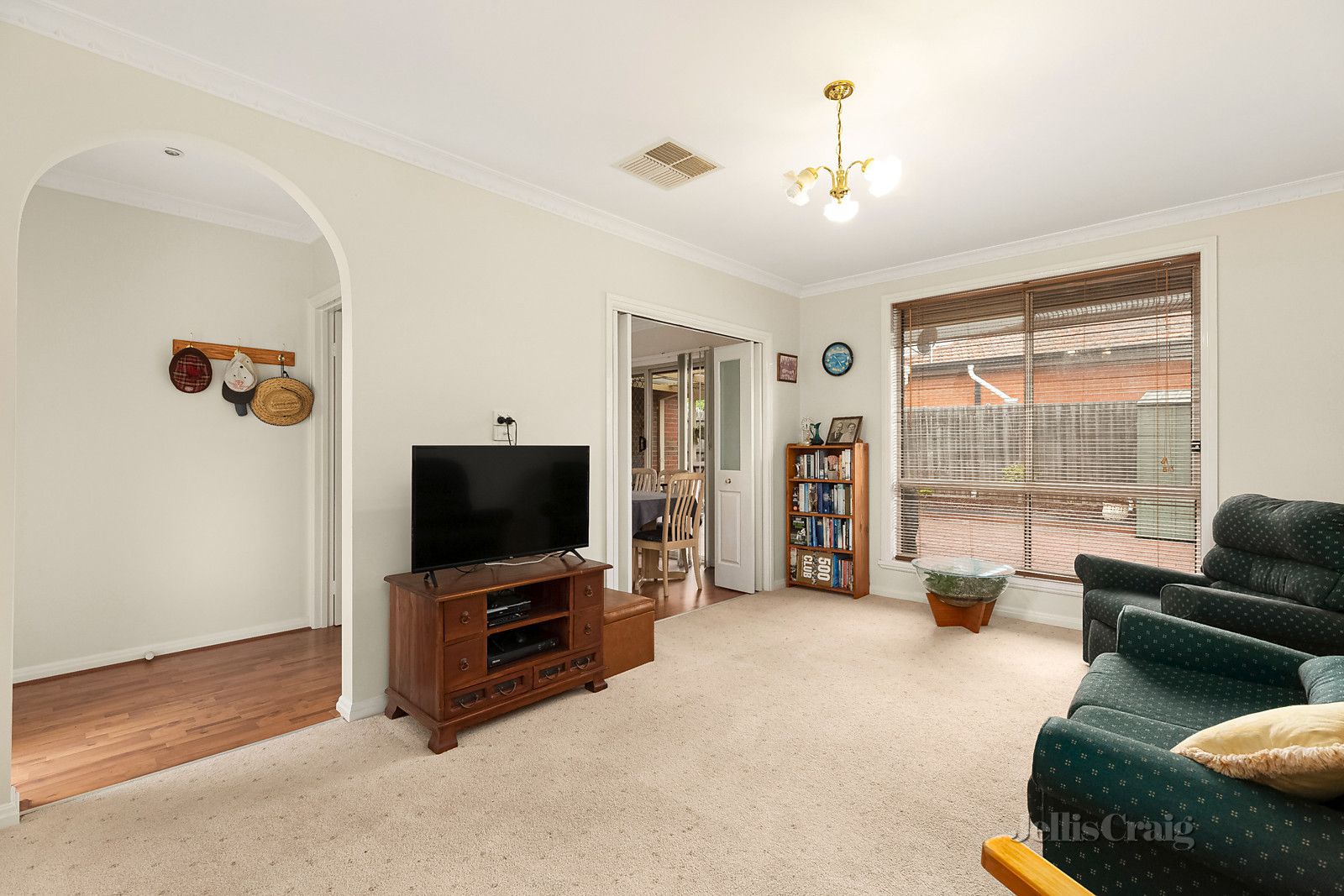 2/82 Cooper Street, Essendon VIC 3040, Image 2