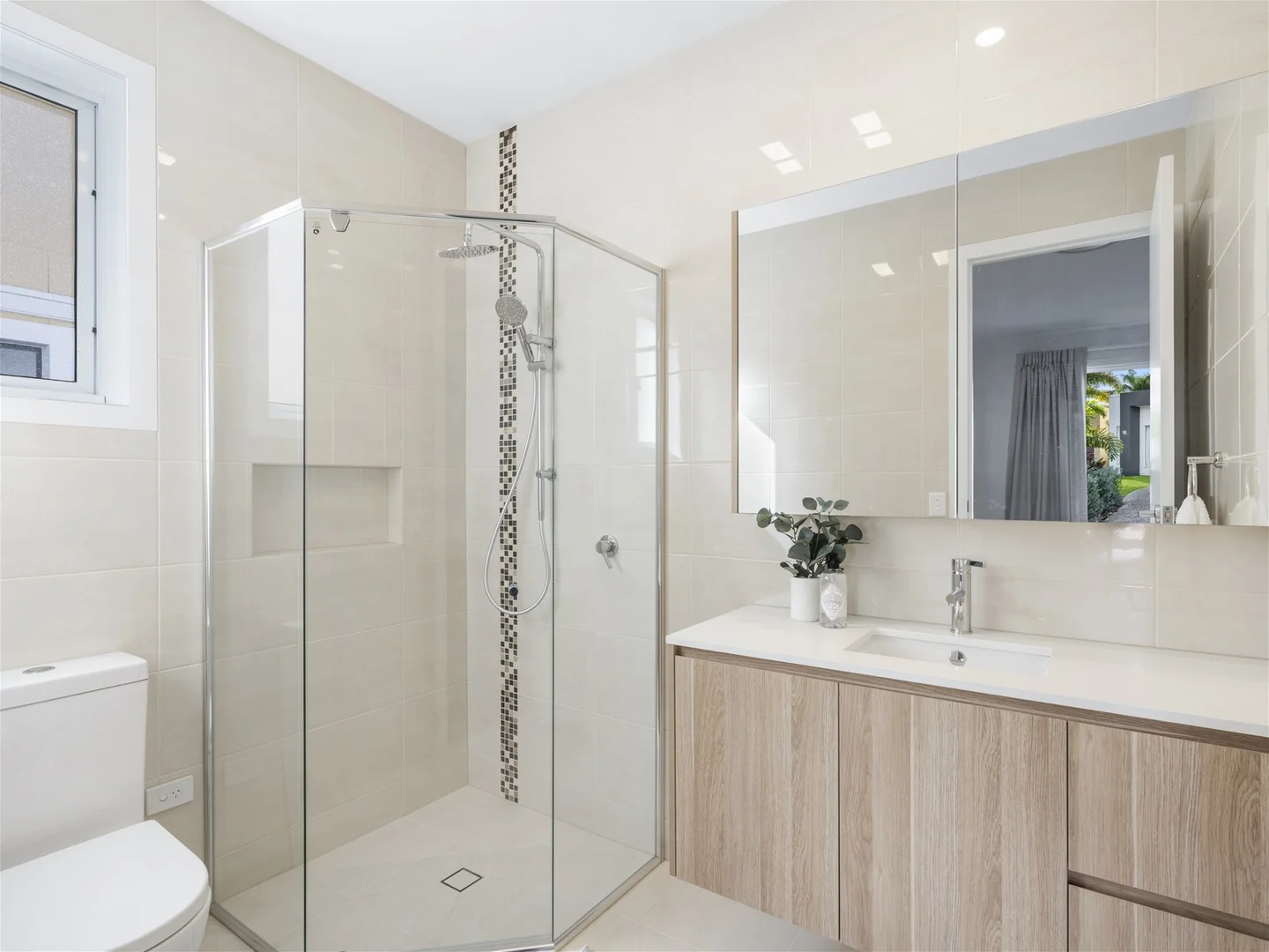 Additional image 8 of 16 NICKLAUS COURT, Merrimac QLD 4226