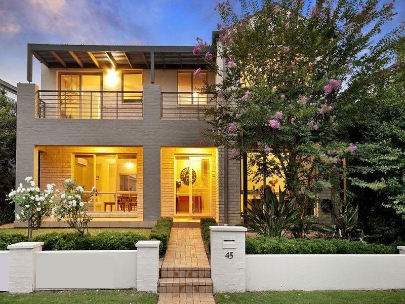 4 bedrooms House in 45 Midlands Terrace STANHOPE GARDENS NSW, 2768