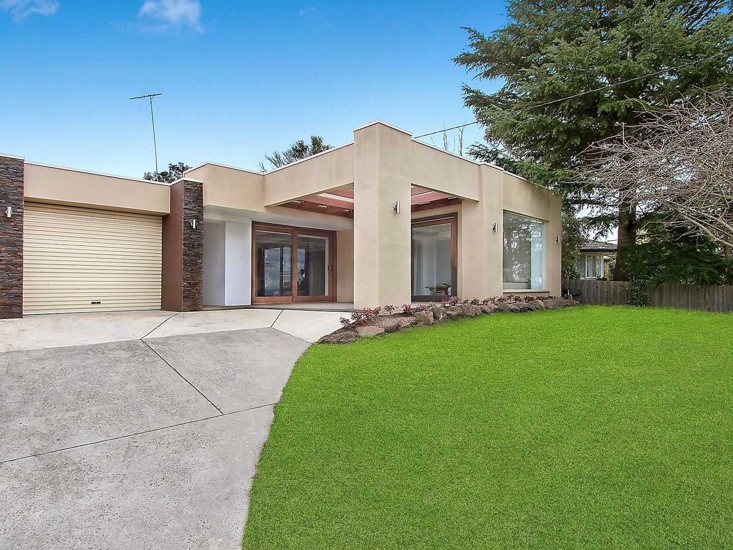 29 St Andrews Drive, Chirnside Park VIC 3116, Image 0