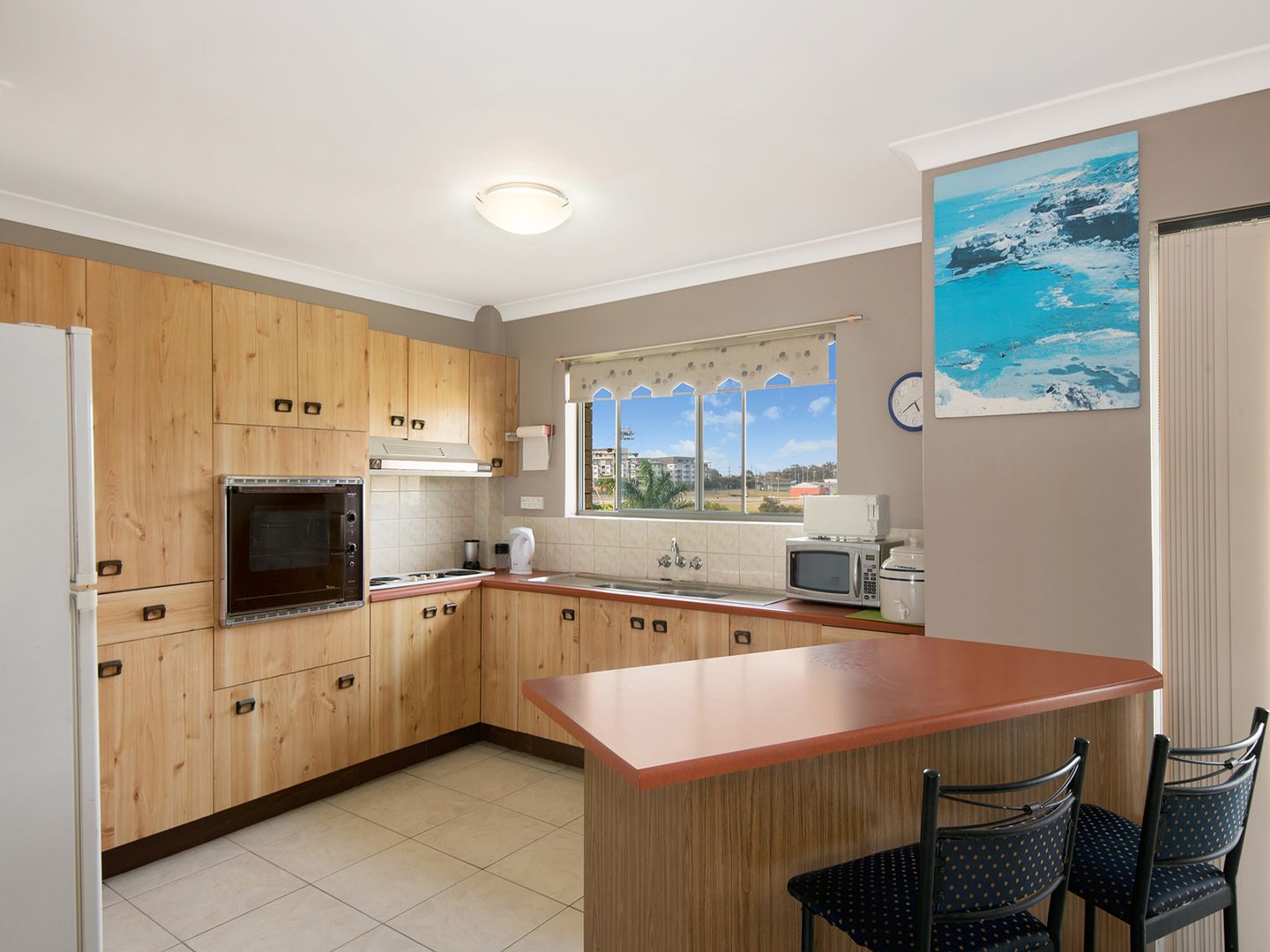 5/414 Oxley Avenue, Redcliffe QLD 4020, Image 2