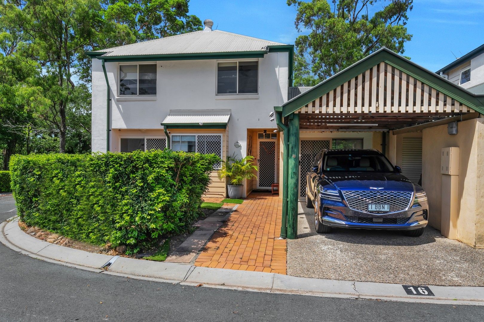 4 bedrooms Townhouse in 16/82 Russell Terrace INDOOROOPILLY QLD, 4068