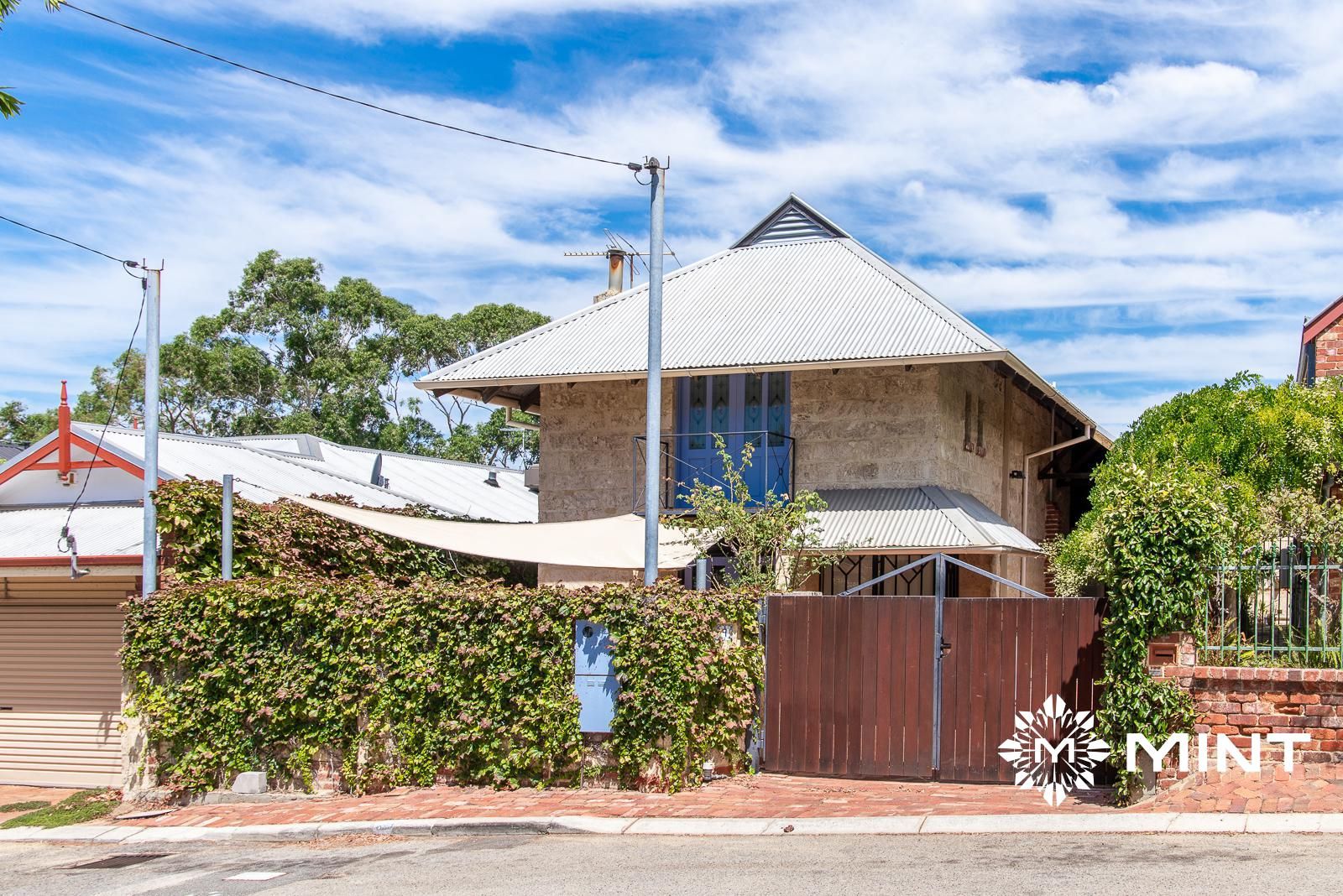 9 Dale Street, South Fremantle WA 6162, Image 0