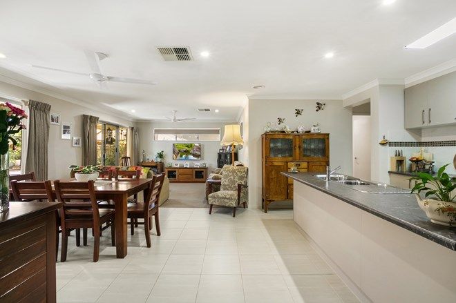 Picture of 4 Gardner Crt, MOAMA NSW 2731