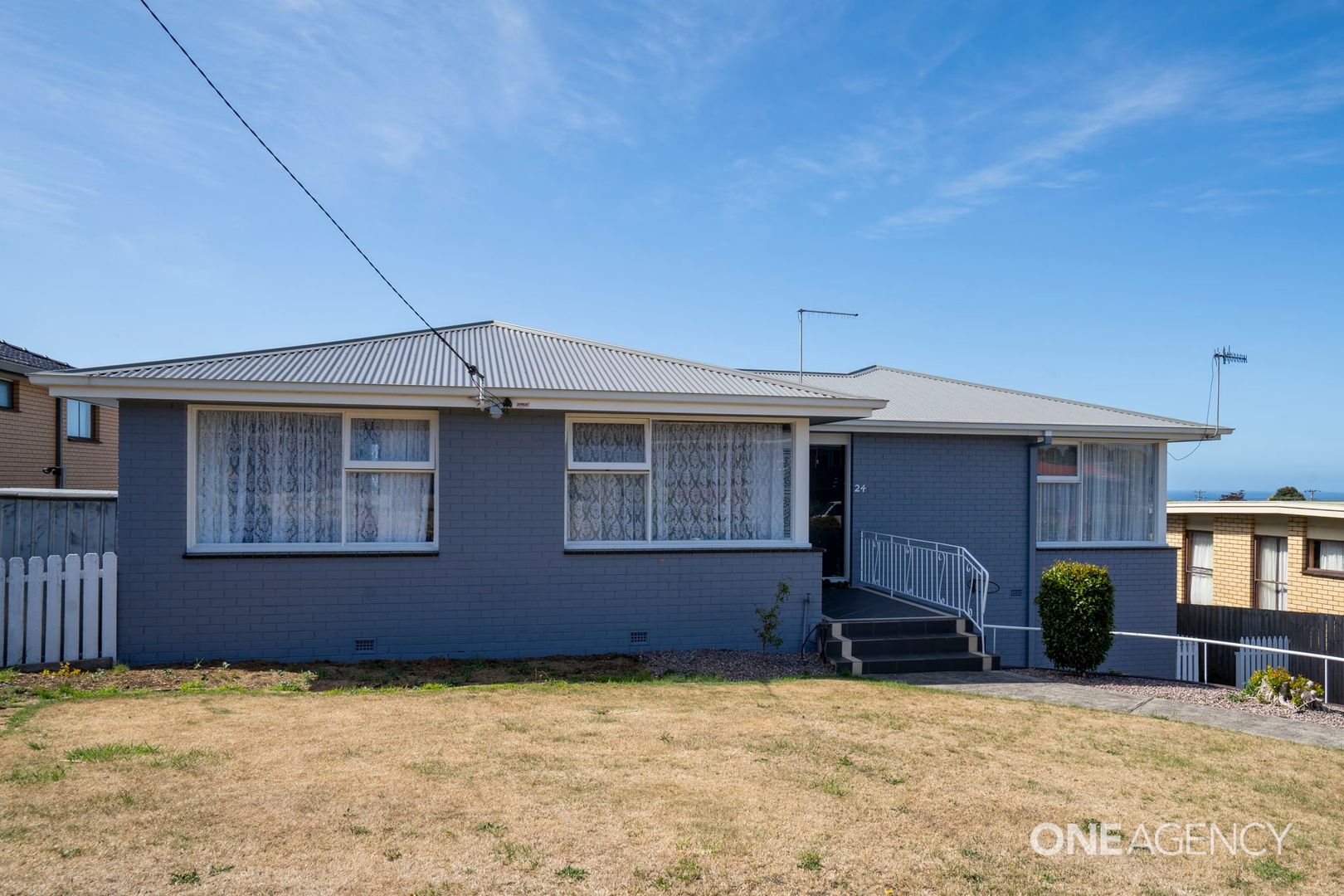 24 Thorne Street, Upper Burnie TAS 7320, Image 2