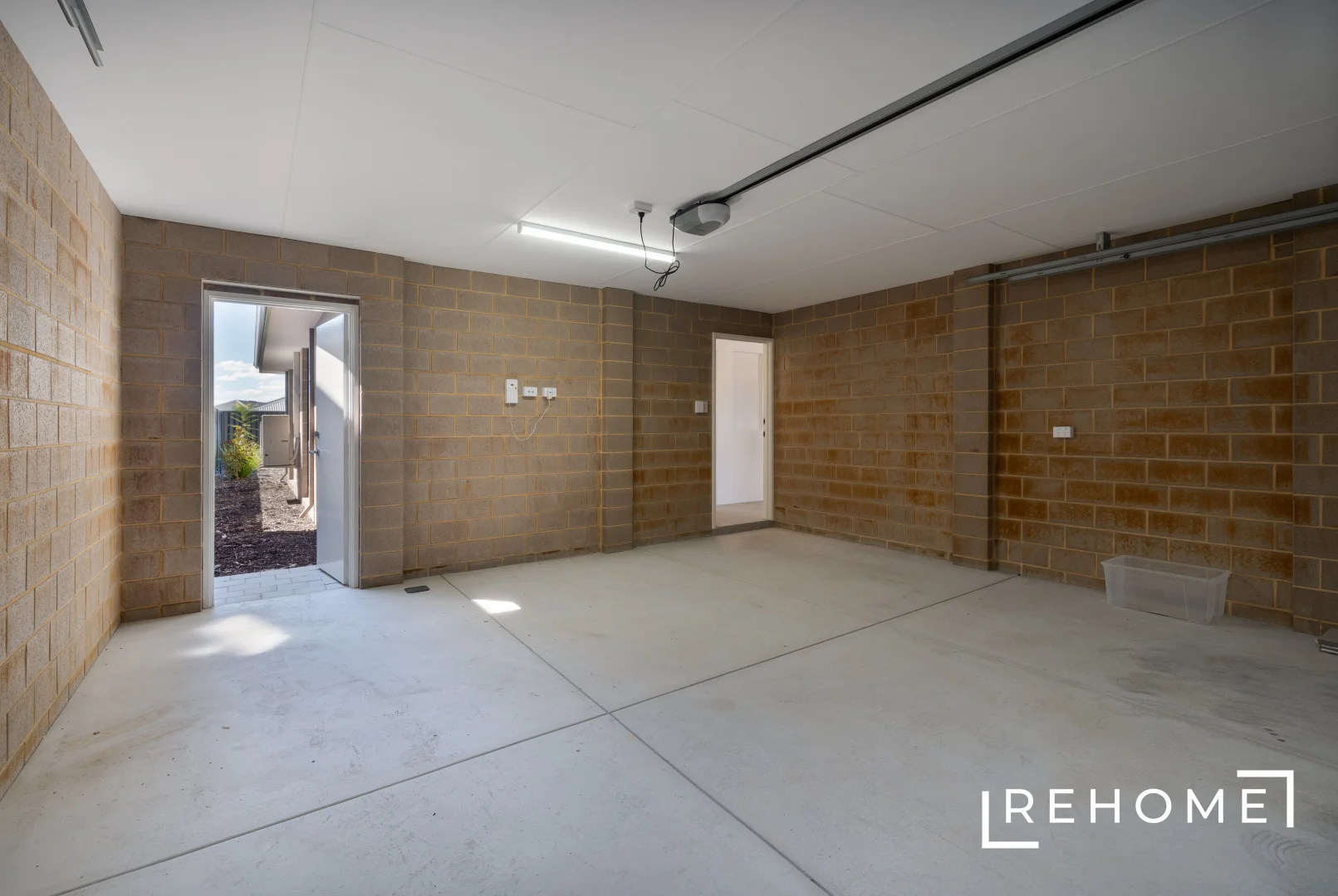 Additional image 21 of 27 Meander Way, Treeby WA 6164