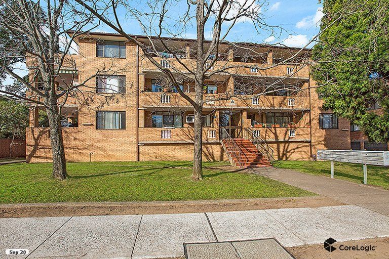 2 bedrooms Apartment / Unit / Flat in 12/15 Jacobs Street BANKSTOWN NSW, 2200