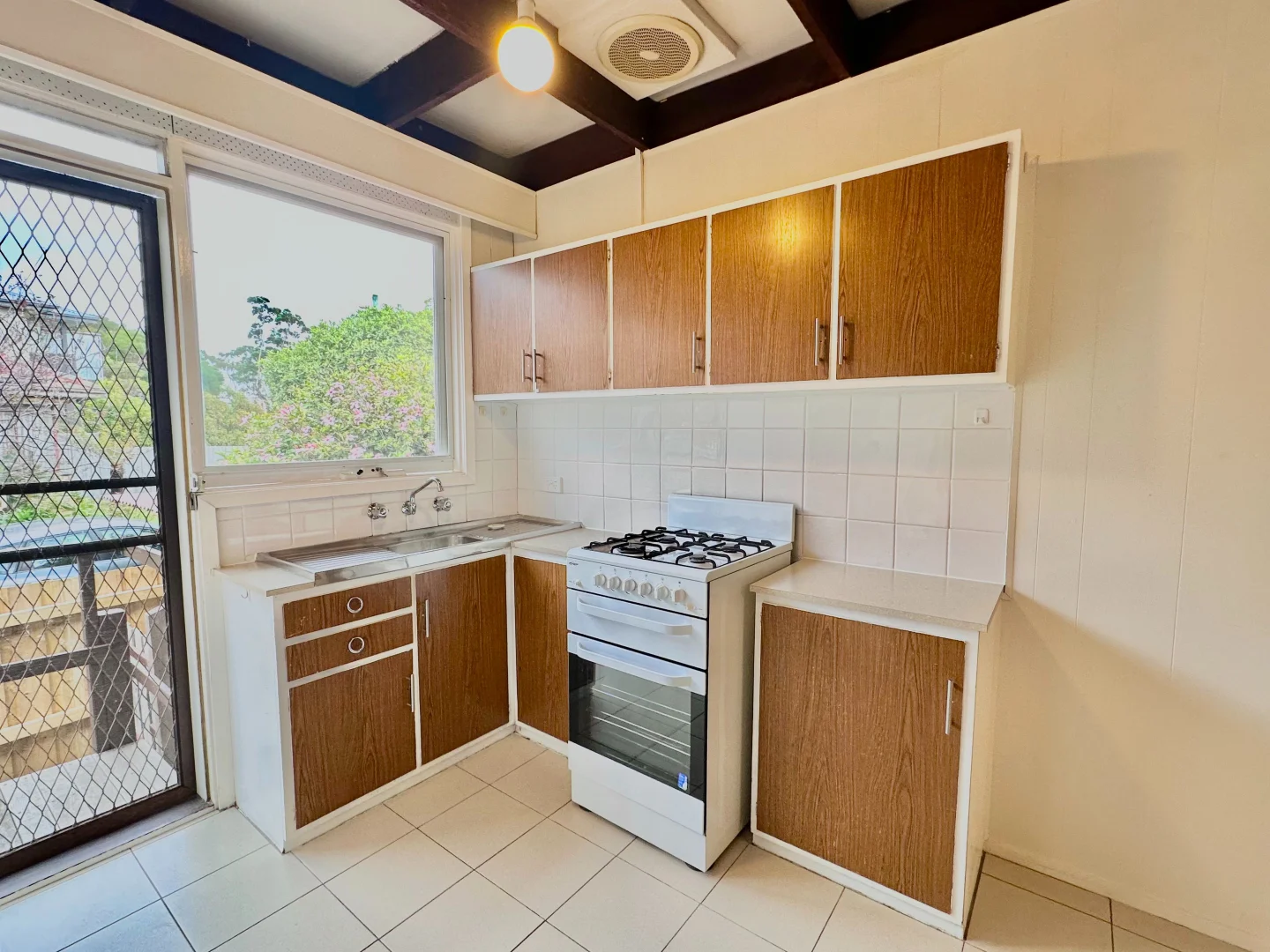 Additional image 3 of 1/7 Governor Rd, Mordialloc VIC 3195