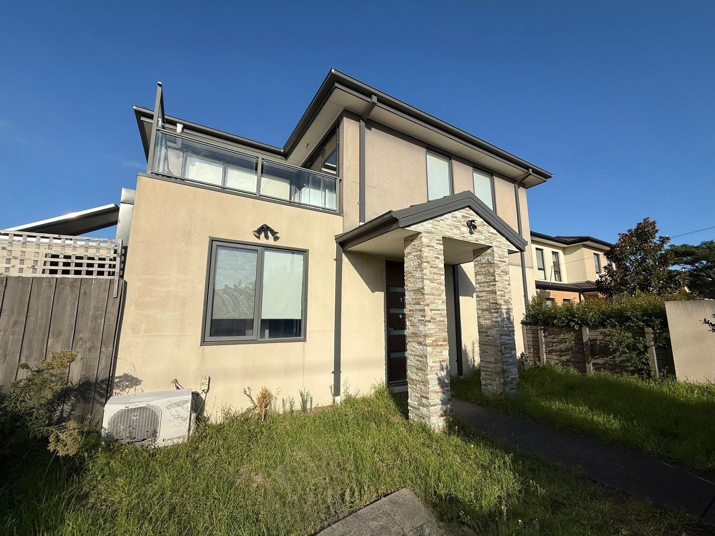 2 bedrooms Townhouse in 1/129 Corrigan Road NOBLE PARK VIC, 3174