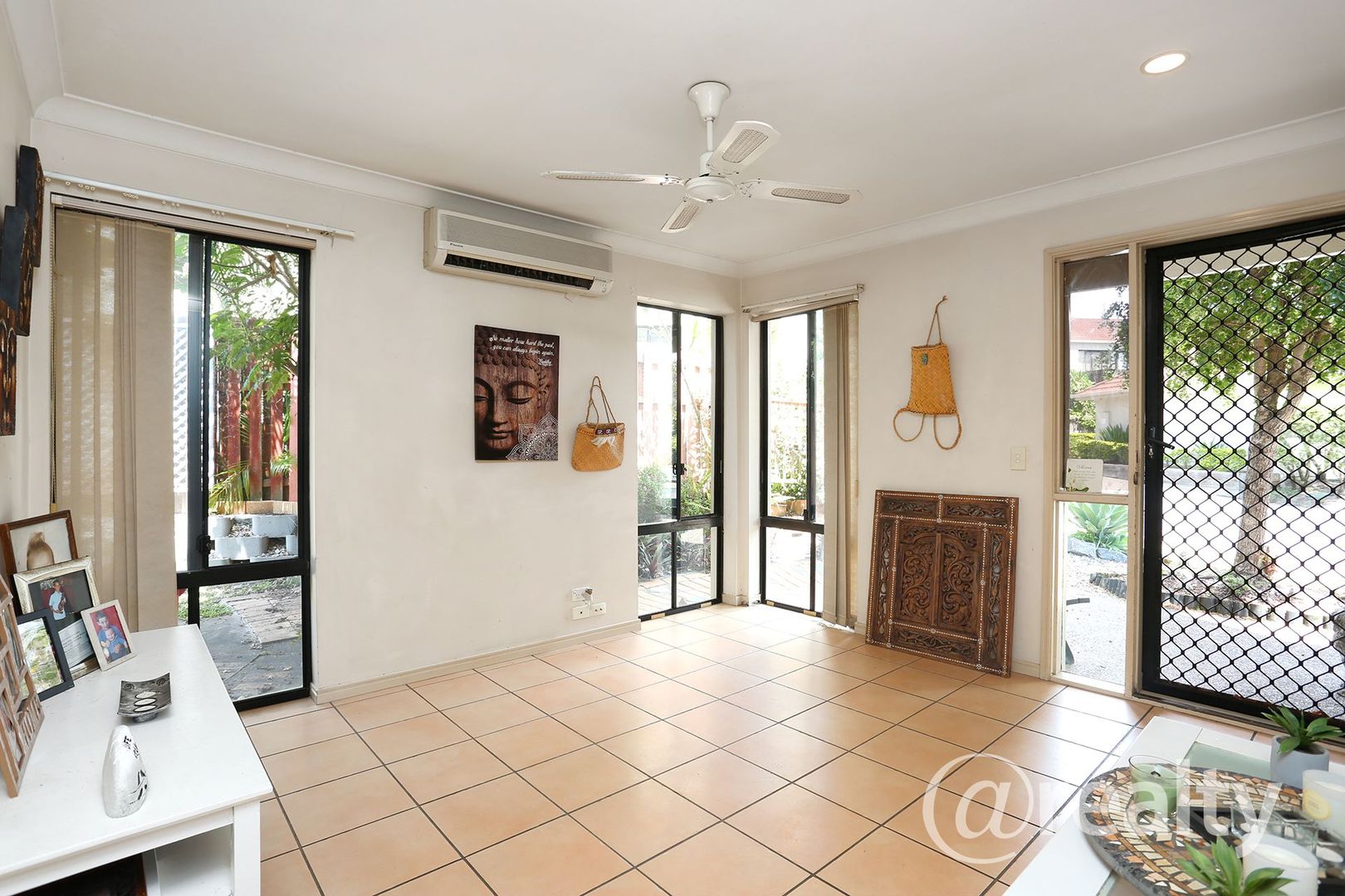 6/161 Greenacre Drive, Arundel QLD 4214, Image 2