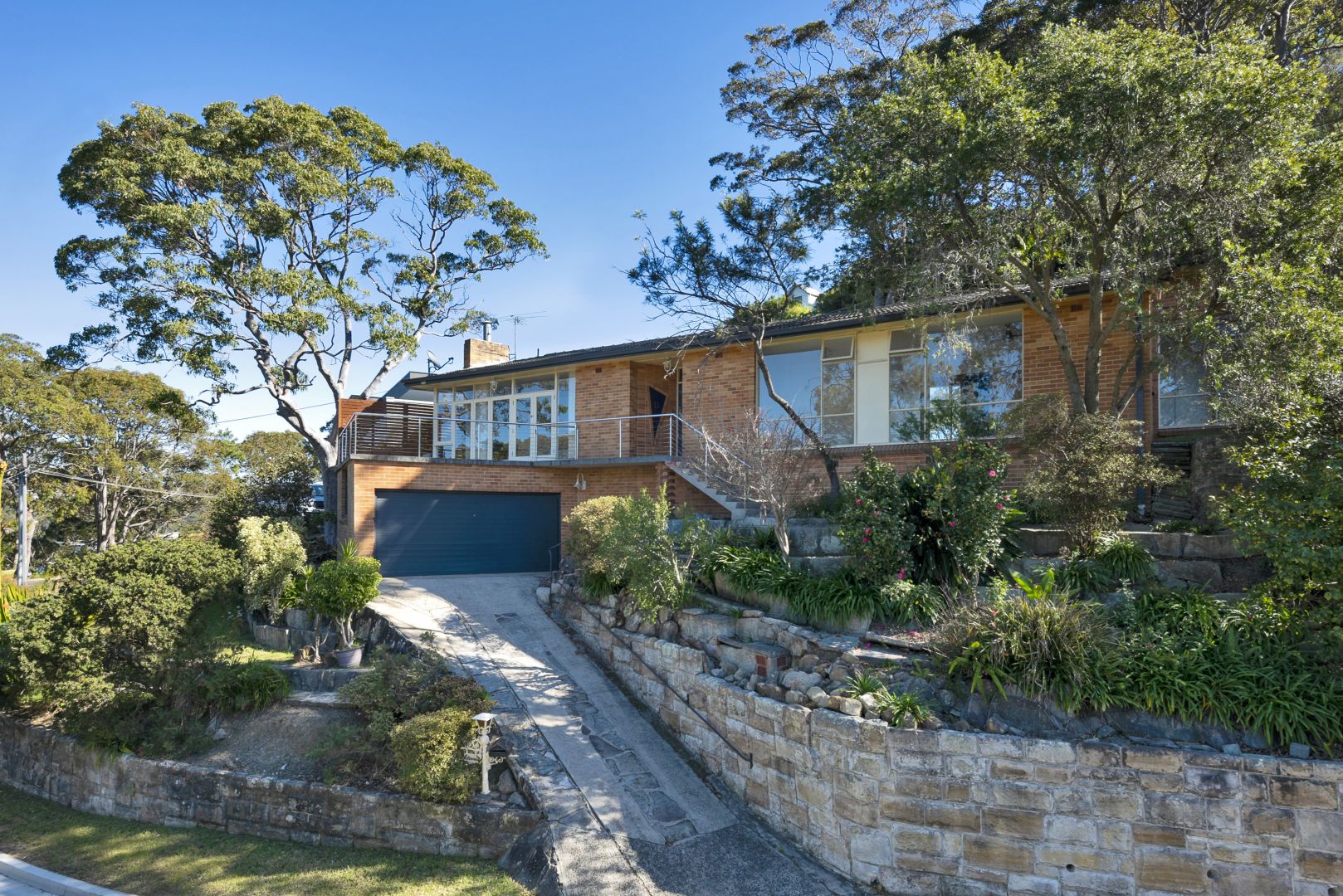 11 Cheyne Walk, Castlecrag NSW 2068, Image 1