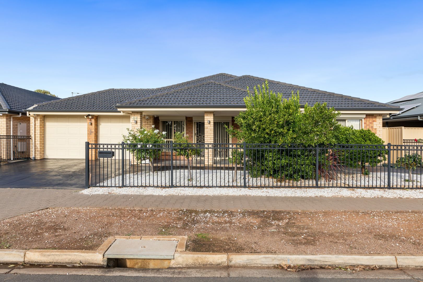 18 Featherstone Street, Smithfield Plains SA 5114, Image 1