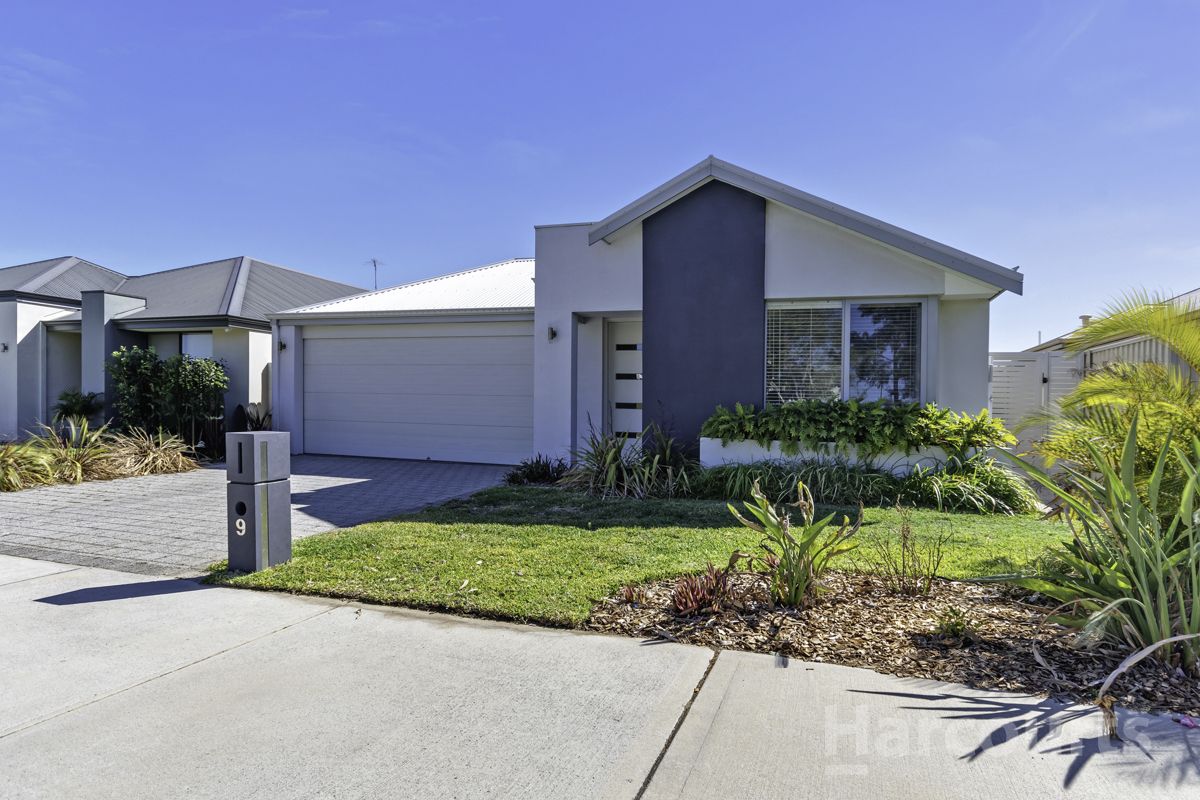 9 Damperia Green, Sinagra WA 6065, Image 1