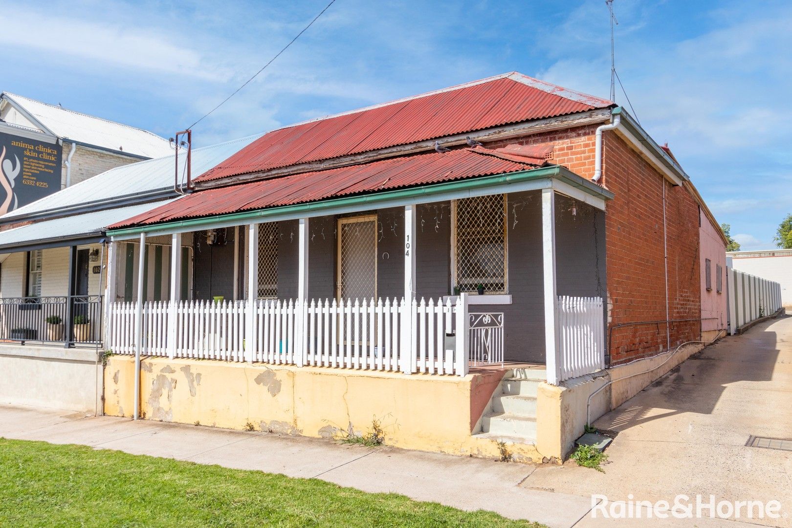 104 Russell Street, Bathurst NSW 2795, Image 0