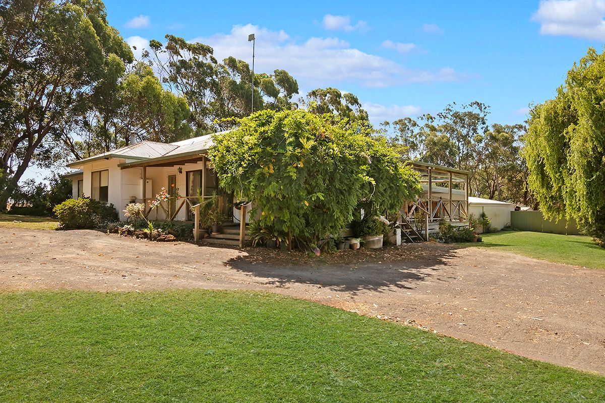 444 Dairy Hills Road, Macarthur VIC 3286, Image 1