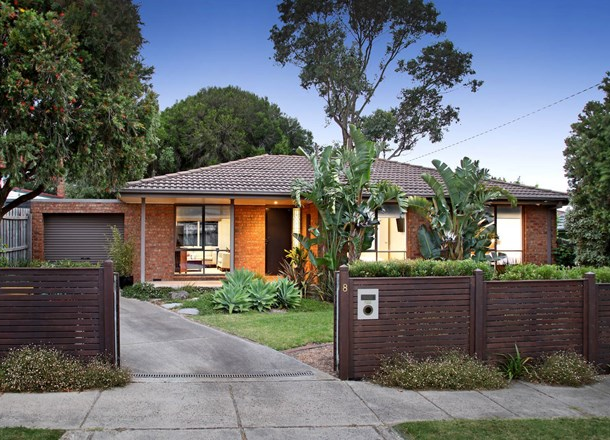 8 Garden Road, Bentleigh East VIC 3165