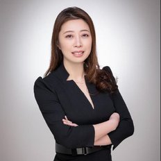 Rita Tian, Sales representative