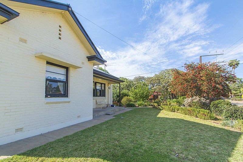 6 Swinden Street, Riverton SA 5412, Image 2