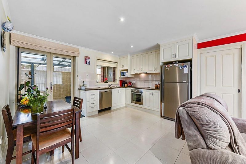 3/5 JOHN ST, Mount Gambier SA 5290, Image 1